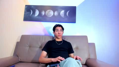 Jessy Mateus online show from 11, 12, 2024