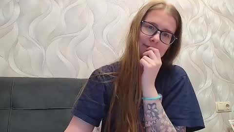 Snapshot of jessy_yng chatting on 31, 10, 2025 jessy_yng online show from 31, 10, 2025