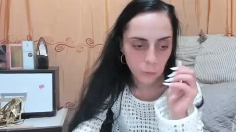 Jessylonghair online show from 9, 7, 2026