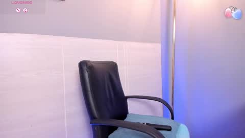 Jessy Morgan online show from 22, 2, 2025