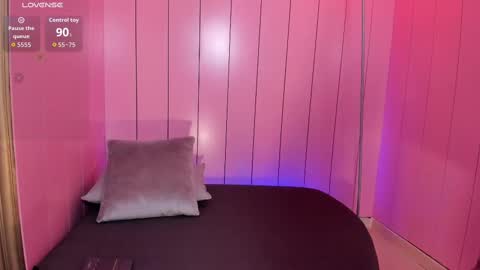 Jessy Morgan online show from 25, 9, 2025