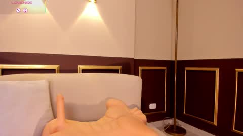 Jessy Morgan online show from 3, 2, 2026