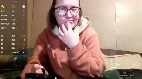 Snapshot of jessystoune1 chatting on 23, 10, 2025 Bye everyone i cant see any reason to stay here wish u luck online show from 23, 10, 2025