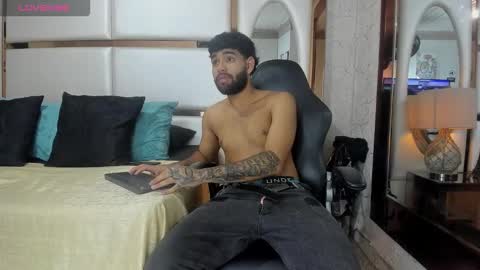 Snapshot of jesus77_ chatting on 29, 11, 2025 --- Jesus --- online show from 29, 11, 2025