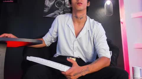 jett_savage online show from 10, 9, 2025