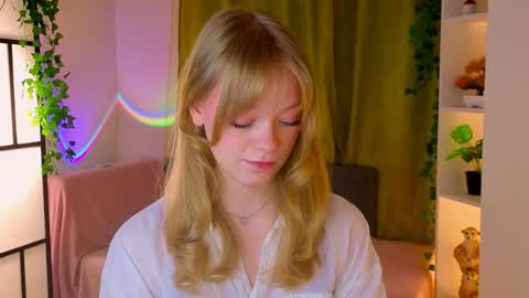 Gwen online show from 11, 4, 2026