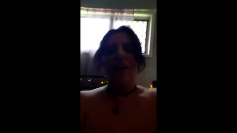Snapshot of jewelz1313 chatting on 4, 5, 2026 jewelz1313 online show from 4, 5, 2026