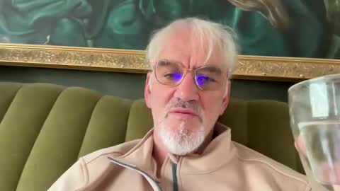 Snapshot of jewlronny chatting on 27, 4, 2026 jewlronny online show from 27, 4, 2026