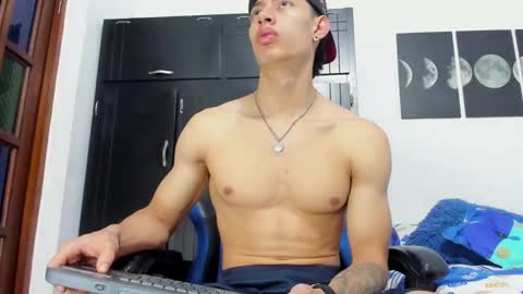 Snapshot of jey_cox23 chatting on 13, 10, 2025 jey cox online show from 13, 10, 2025