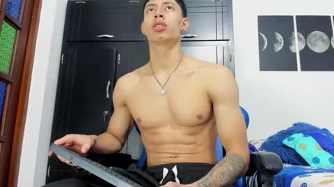 Snapshot of jey_cox23 chatting on 27, 10, 2025 jey cox online show from 27, 10, 2025