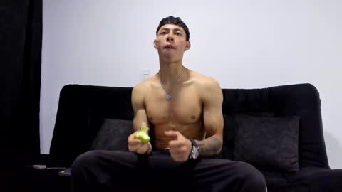 Snapshot of jey_cox23 chatting on 22, 11, 2025 jey cox online show from 22, 11, 2025