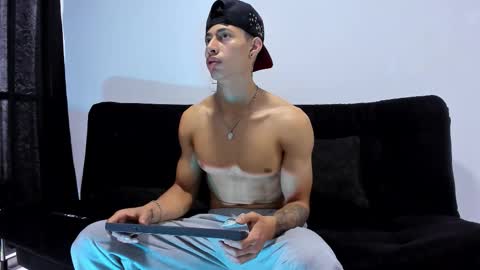 Snapshot of jey_cox23 chatting on 4, 2, 2026 jey cox online show from 4, 2, 2026