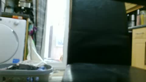 Snapshot of jez619 chatting on 10, 10, 2025 jez619 online show from 10, 10, 2025