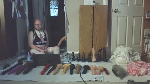 Nasty Cumslut online show from 28, 1, 2025