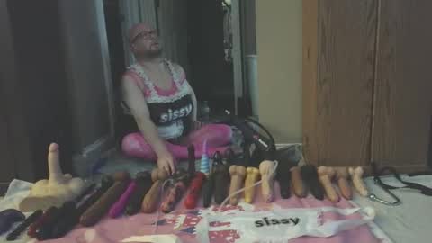 Snapshot of jghosty69 chatting on 19, 4, 2026 Nasty Cumslut online show from 19, 4, 2026