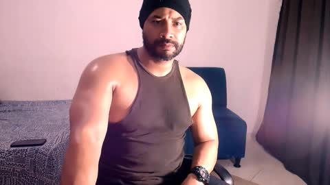 Snapshot of jho173027 chatting on 17, 11, 2025 En moreno online show from 17, 11, 2025