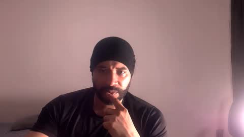 Snapshot of jho173027 chatting on 18, 11, 2025 En moreno online show from 18, 11, 2025