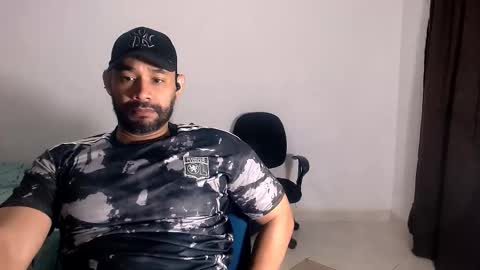 Snapshot of jho173027 chatting on 22, 11, 2025 En moreno online show from 22, 11, 2025