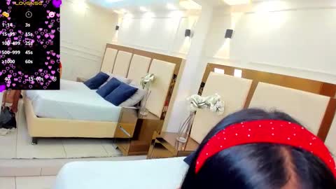 Jhoana  online show from 30, 10, 2025