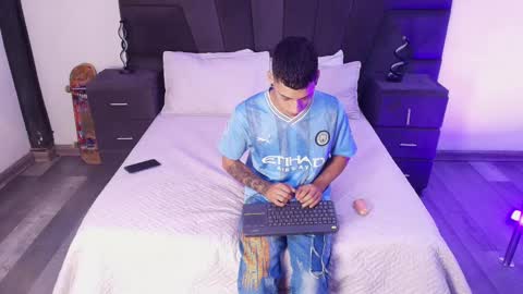 jhoanleandro online show from 28, 2, 2025