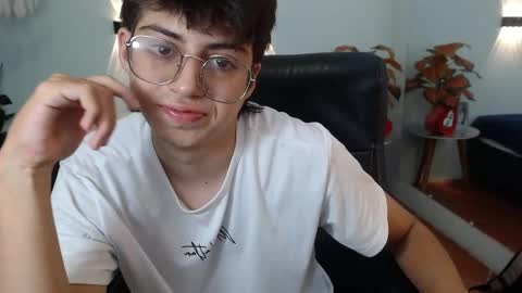 Jhoel online show from 28, 10, 2025