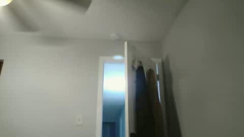 jholls online show from 10, 2, 2025