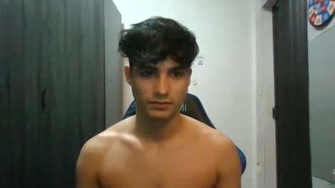 Snapshot of jhon_2000s chatting on 2, 2, 2025 jhon online show from 2, 2, 2025