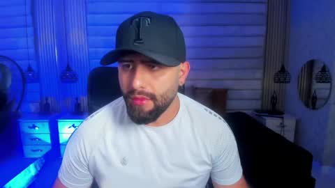 Snapshot of jhon_bear02 chatting on 21, 4, 2026 John Bear.... online show from 21, 4, 2026