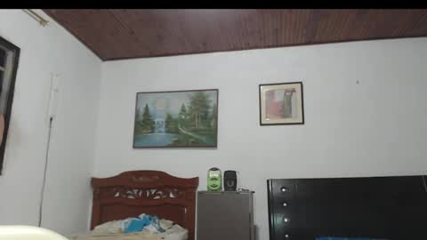 Snapshot of jhon_tommy chatting on 15, 12, 2024 jhon tommy online show from 15, 12, 2024