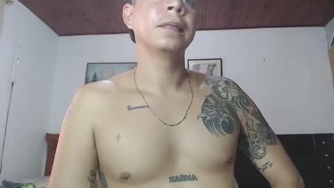 Snapshot of jhon_tommy chatting on 7, 1, 2025 jhon tommy online show from 7, 1, 2025