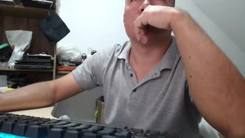 jhonatan_morales_s online show from 11, 11, 2025