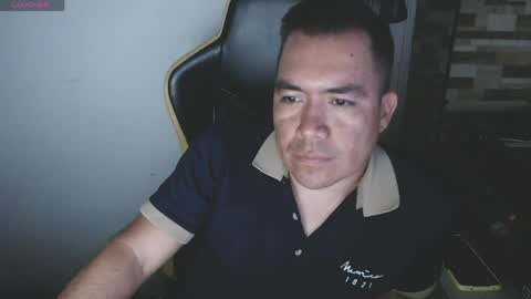 jhonatan_morales_s online show from 4, 4, 2026