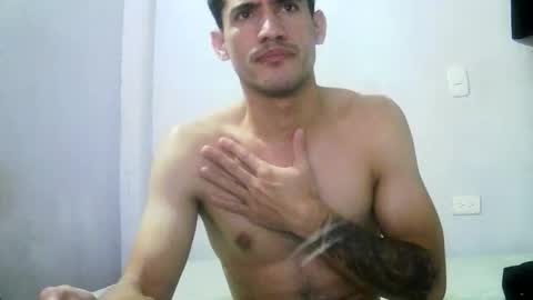 Snapshot of jhonduglas chatting on 27, 11, 2025 jhonduglas online show from 27, 11, 2025