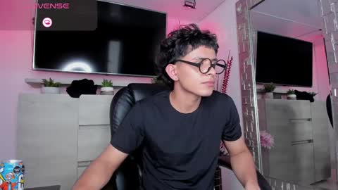 JHONNATHAN online show from 27, 5, 2026