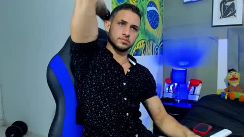 Snapshot of jhonny_flames7 chatting on 10, 11, 2025 jhonny online show from 10, 11, 2025