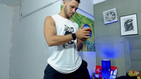 Snapshot of jhonny_flames7 chatting on 27, 11, 2025 jhonny online show from 27, 11, 2025