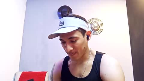 jhonny_thes28 online show from 8, 11, 2025