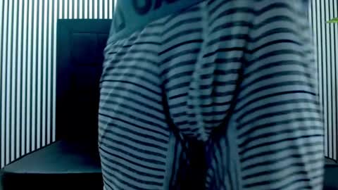 jhontorres018 online show from 18, 2, 2025