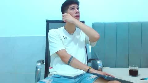 Snapshot of jhony_sex3 chatting on 18, 2, 2026 jhony_sex3 online show from 18, 2, 2026