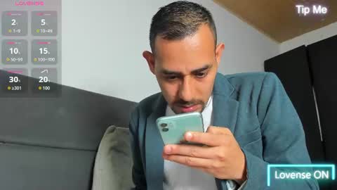 Snapshot of jhonyalzate chatting on 22, 6, 2026 Jhony Alzate online show from 22, 6, 2026