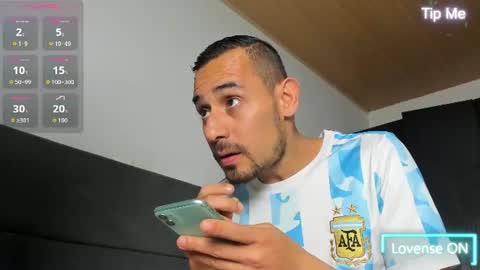 Snapshot of jhonyalzate chatting on 19, 7, 2026 Jhony Alzate online show from 19, 7, 2026
