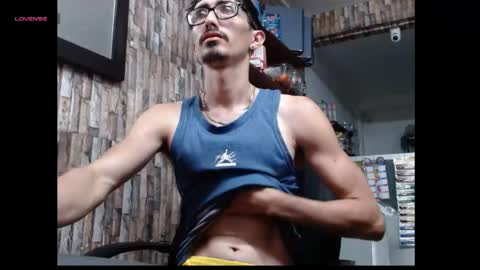 jhosuamoore2 online show from 31, 5, 2026