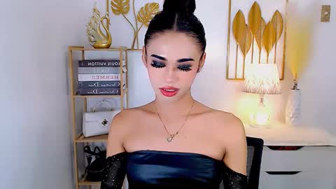 Snapshot of jhulianagrey chatting on 9, 12, 2024 julie online show from 9, 12, 2024
