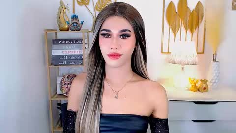 Snapshot of jhulianagrey chatting on 13, 12, 2024 julie online show from 13, 12, 2024