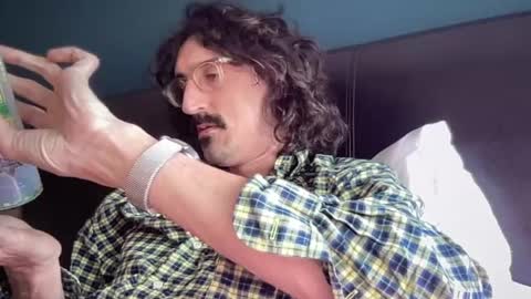 Jigz1986 online show from 12, 4, 2026