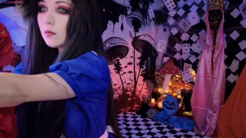 Snapshot of jiglipuf chatting on 8, 11, 2025 online show from 8, 11, 2025