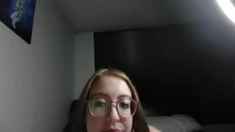Snapshot of jilliangiselle chatting on 5, 5, 2026 jilliangiselle online show from 5, 5, 2026