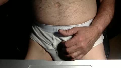 Snapshot of jim2hot chatting on 7, 5, 2026 jim2hot online show from 7, 5, 2026