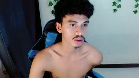 Snapshot of jim_cumxx chatting on 10, 9, 2025 JIMBOY online show from 10, 9, 2025