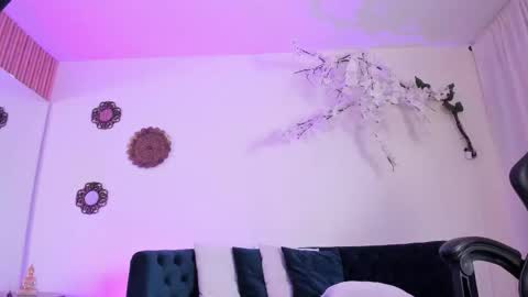 Snapshot of jimena_adams_ chatting on 9, 2, 2026 Jimena Adams online show from 9, 2, 2026